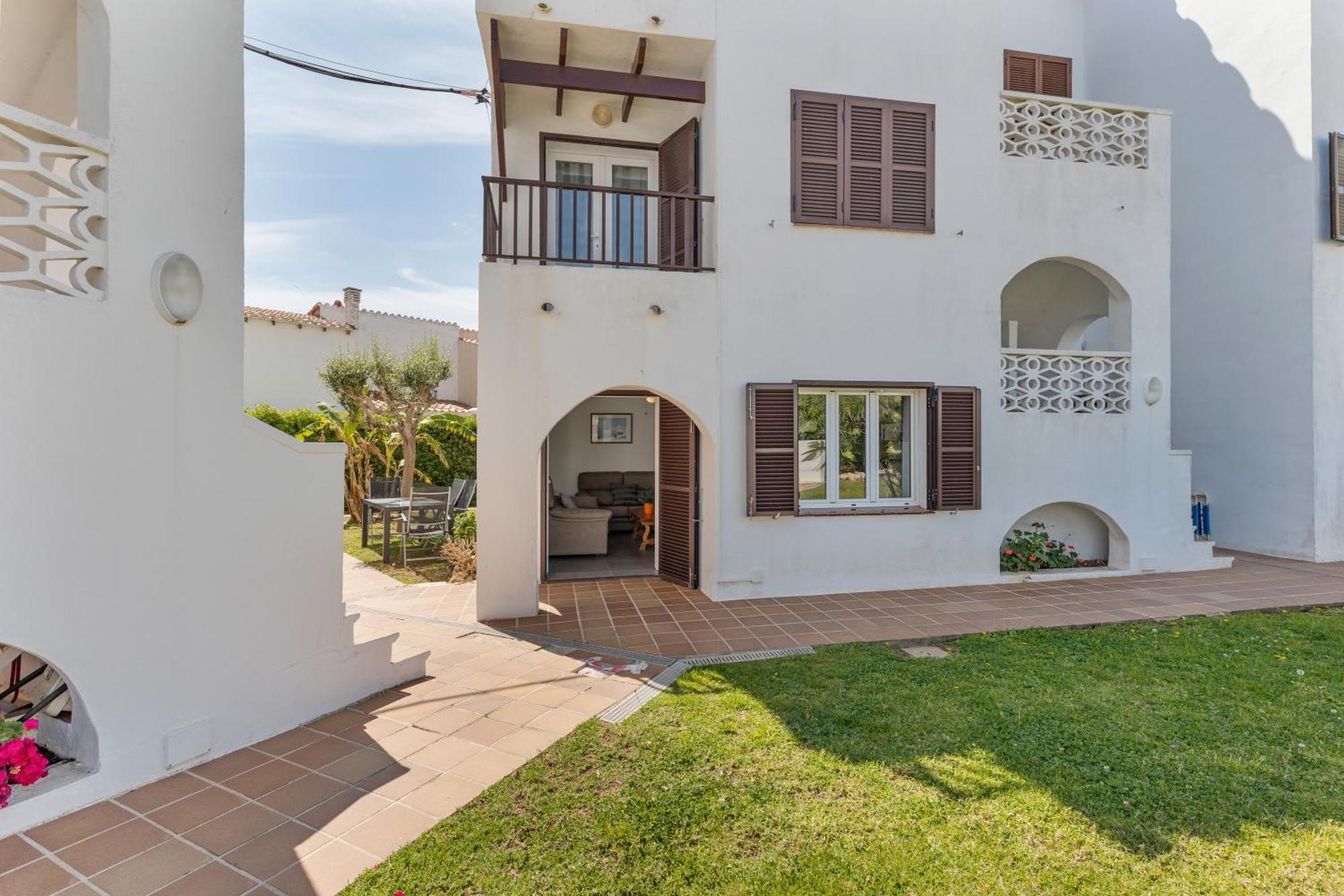 La Gardenia 41 Apartment Es Castell  Bagian luar foto