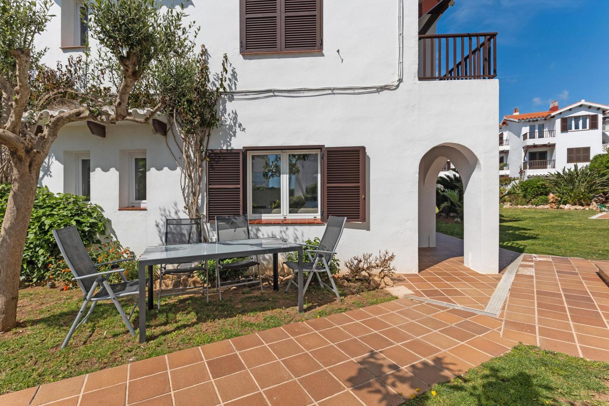 La Gardenia 41 Apartment Es Castell  Bagian luar foto